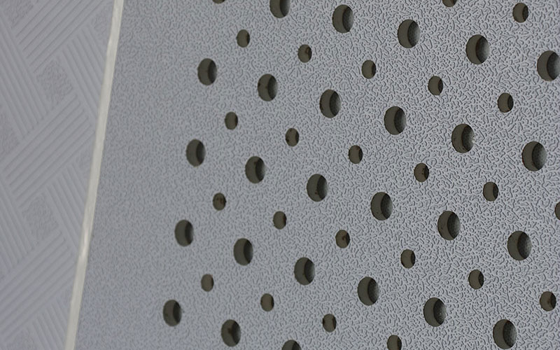 تایل سقفی سوراخدار